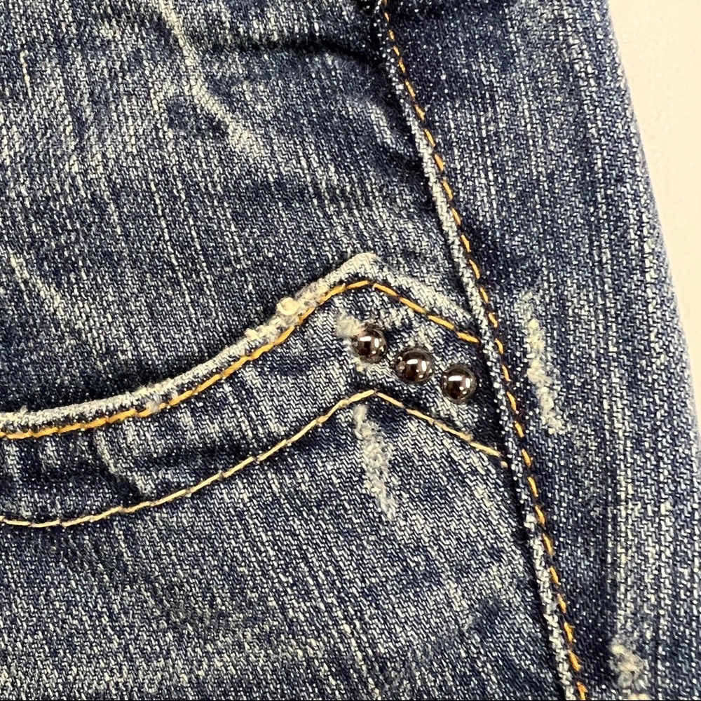 Vintage Bebe Kayla Distressed Flare Leg Chainmail Jean - Picture 10 of 16